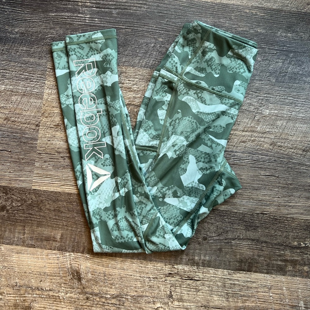 Reebok compression leggings